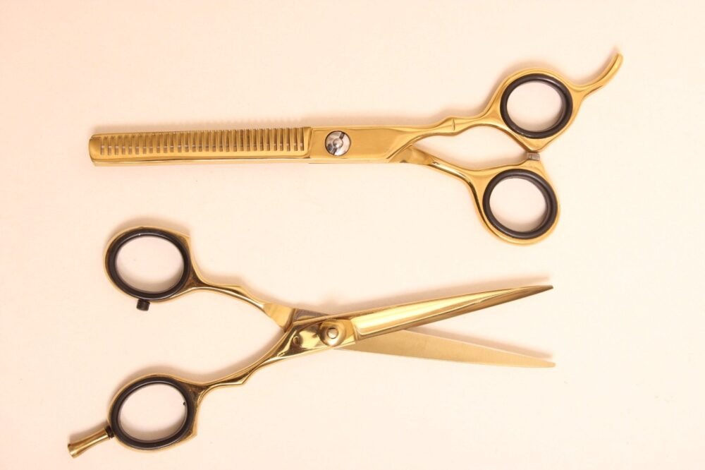 Classic Stainless Steel Barber Scissors for Stylish Cuts - Image 3