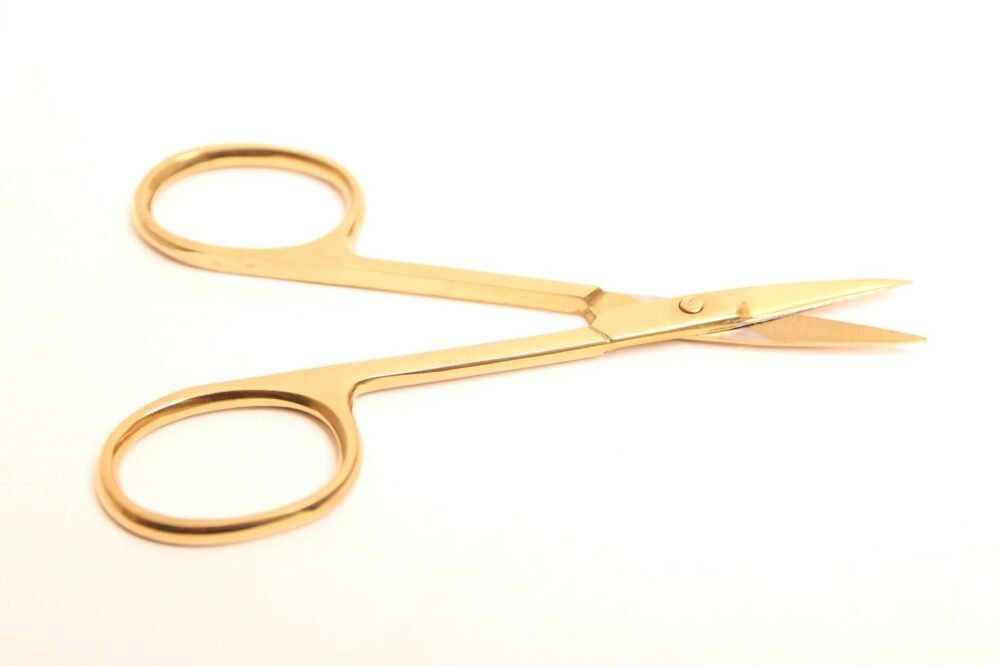 Premium Stainless Steel Cuticle Scissor - Image 4